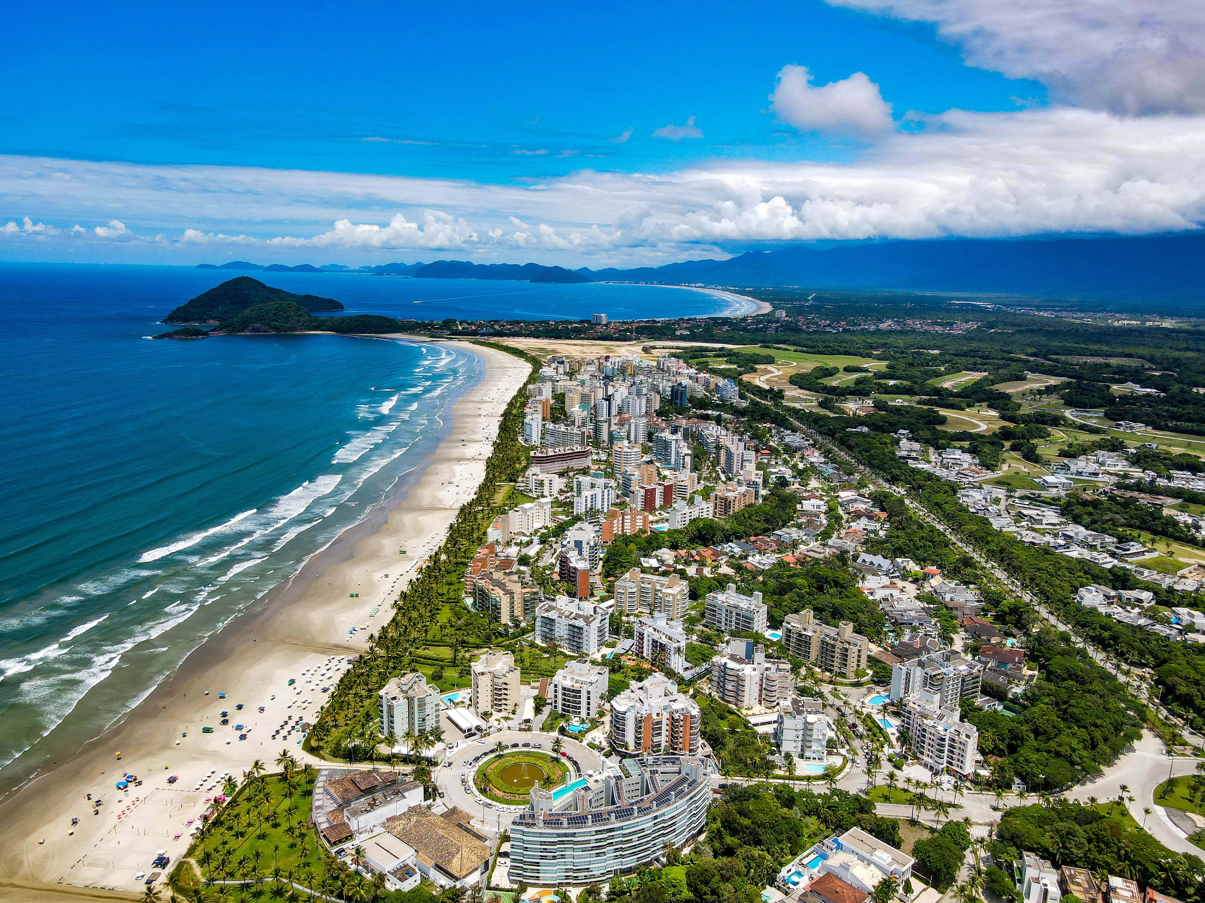 Vista aérea da Riviera de São Lourenço
